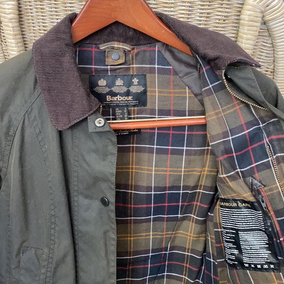 Barbour Classic Beadnell Womens Wax Jacket - Picture 3 of 4